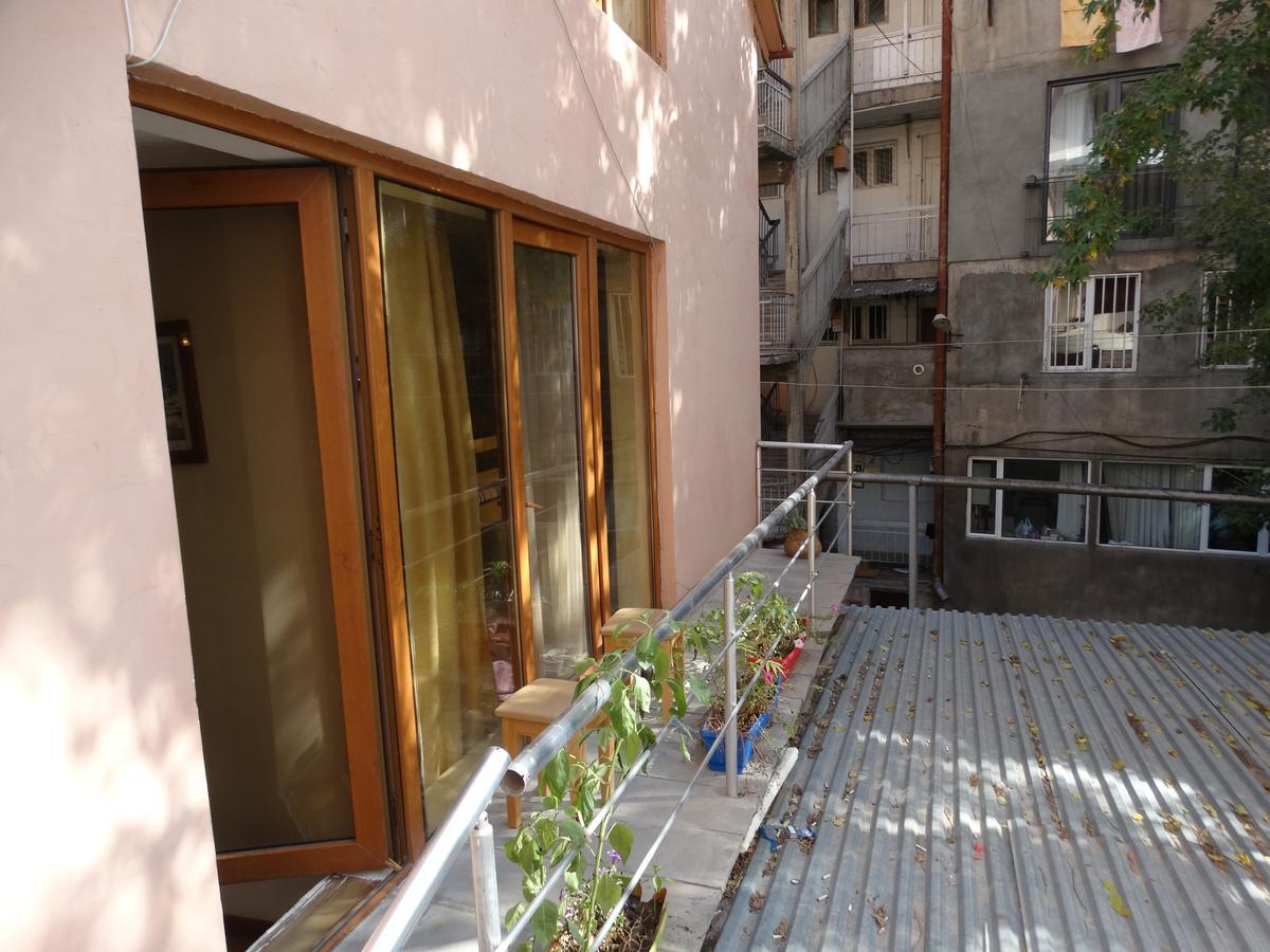 Destiny 1 Hostel Γιερεβάν Εξωτερικό φωτογραφία