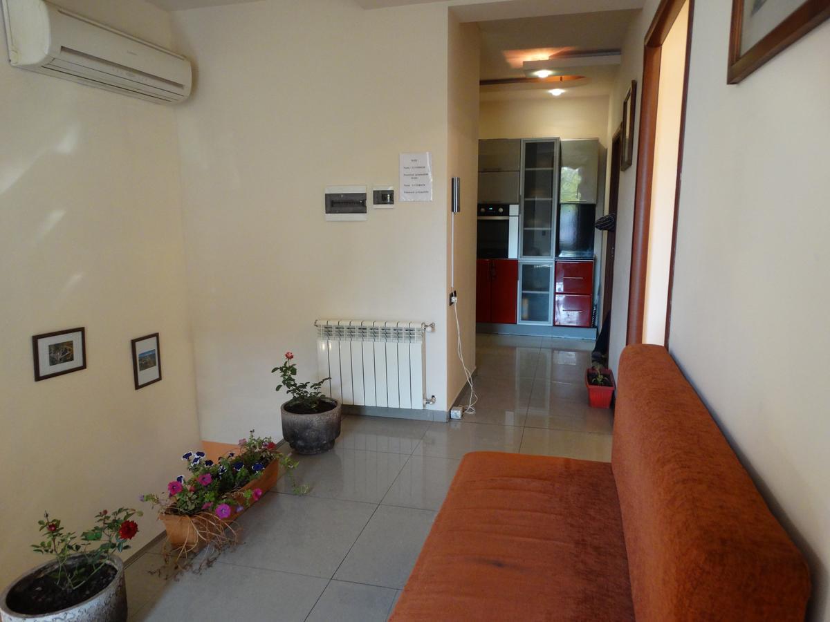 Destiny 1 Hostel Γιερεβάν Εξωτερικό φωτογραφία