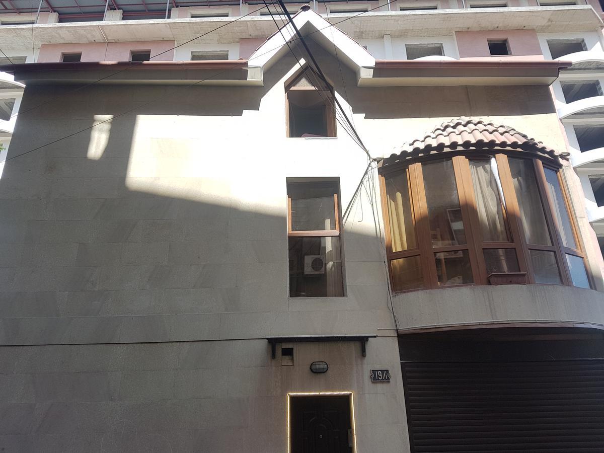 Destiny 1 Hostel Γιερεβάν Εξωτερικό φωτογραφία